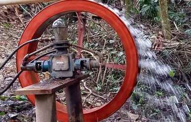 Imagem 11: Maravilhoso Sítio, muita água corrente, Roda D x27 água em Itatiaiuçu-MG