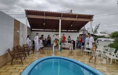 Imagem: A casa possui 3 Dormitórios, 5 Vagas na garagem e está localizado