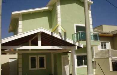 Imagem: A casa em condomínio possui 3 Dormitórios, 3 Banheiros, 2