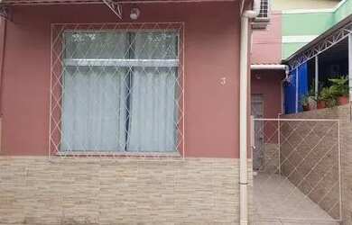 Imagem: Alugo Linda Casa no Centro com 3 quartos e garagem