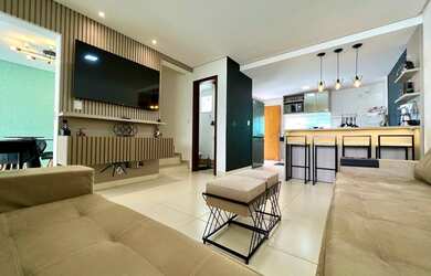 Imagem: A casa em condomínio possui 3 Dormitórios, 4 Banheiros, 2