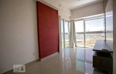 Imagem: O studio possui 1 Dormitório, 1 Banheiro, 1 Vaga na garagem