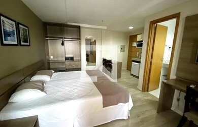 Imagem: O apartamento possui 1 Dormitório, 1 Banheiro, 1 Vaga na garagem