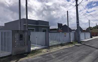 Imagem 3: Casas na praia de Matinhos, Balneario Rivieira - PR 400 m do mar