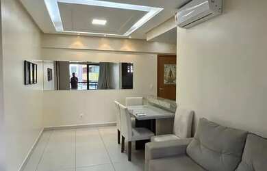 Imagem: O apartamento possui 1 Dormitório, 1 Banheiro, 1 Vaga na garagem