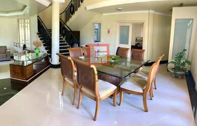 Imagem 9: Casa em Montes Claros, no bairro Ibituruna, à venda