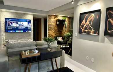 Imagem: O apartamento possui 2 Dormitórios, 2 Banheiros, 2 Vagas na