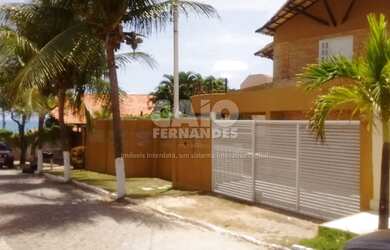 Imagem: A casa possui 4 Dormitórios, 4 Banheiros, 4 Vagas na garagem