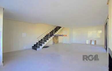 Imagem 9: Casa em Porto Alegre, no bairro Hípica, com 3 dormitório s , e 3 banheiros,...