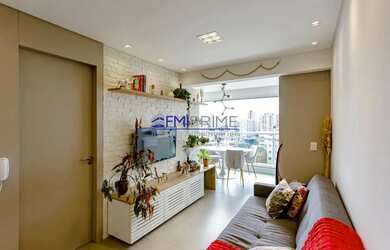 Imagem: O apartamento possui 1 Dormitório, 1 Banheiro, 1 Vaga na garagem