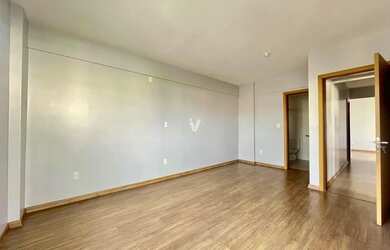 Imagem 4: Apartamento de três dormitórios localizado no Residencial Isla San Martin no bai