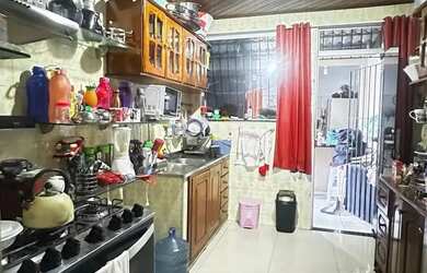 Imagem 9: RESOLVE CONSULTORIA IMOBILIÁRIA VENDE CASA NO CONJUNTO MEDICI