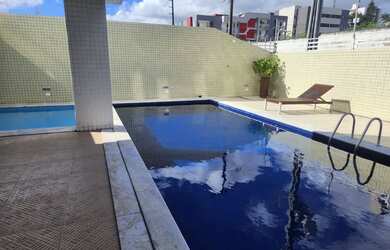 Imagem: O apartamento possui 1 Dormitório, 1 Banheiro, 1 Vaga na garagem