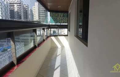 Imagem: O apartamento possui 2 Dormitórios, 1 Banheiro, 2 Vagas na