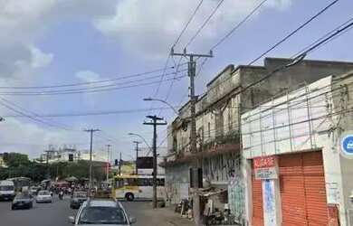 Imagem: O depósito possui 105m² de Área e está localizado em Calçada