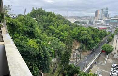 Imagem: O apartamento possui 4 Dormitórios, 5 Banheiros, 3 Vagas na