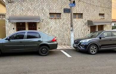 Imagem: A casa possui 2 Dormitórios, 1 Banheiro, 357m² de Área e