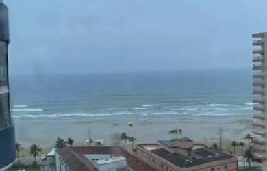 Imagem: O apartamento possui 3 Dormitórios, 4 Banheiros, 2 Vagas na