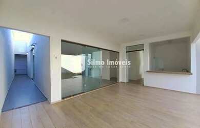 Imagem: A casa possui 3 Dormitórios, 5 Banheiros, 3 Vagas na garagem