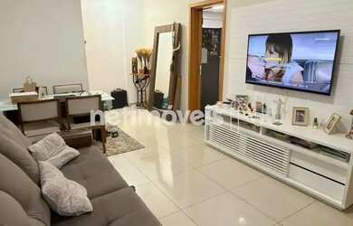 Imagem: O apartamento possui 2 Dormitórios, 2 Banheiros, 2 Vagas na