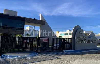 Imagem: A casa em condomínio possui 5 Dormitórios, 2 Banheiros, 3