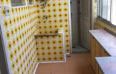 Imagem 12: Andar alto com vista parcial do mar