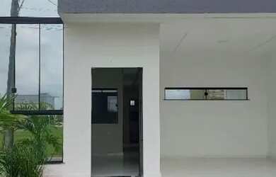 Imagem: A casa em condomínio possui 3 Dormitórios, 2 Banheiros, 2