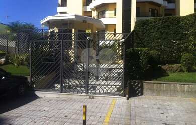 Imagem: O apartamento possui 3 Dormitórios, 5 Banheiros, 3 Vagas na