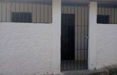 Imagem: A casa possui 2 Dormitórios, 1 Banheiro, 40m² de Área e