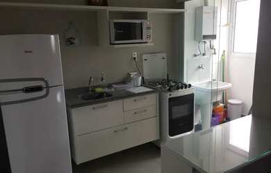 Imagem: O apartamento possui 1 Dormitório, 1 Banheiro, 1 Vaga na garagem