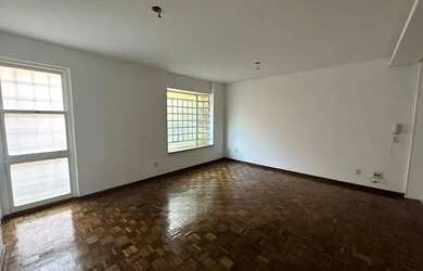 Imagem: A casa em condomínio possui 3 Dormitórios, 1 Banheiro, 1 Vaga