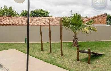 Imagem 10: Apartamento repleto de armários