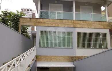 Imagem 1: Sobrado em Santana. Piscina, Churrasqueira, Varandae308m² de Área