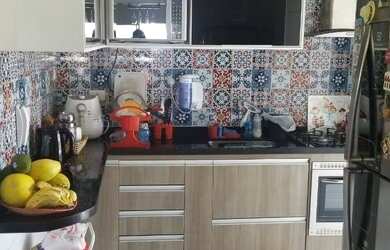 Imagem: O apartamento possui 2 Dormitórios, 1 Banheiro, 2 Vagas na