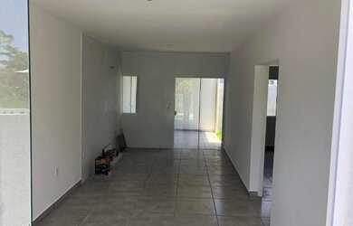 Imagem 7: Casas na praia de Matinhos, Balneario Rivieira - PR 400 m do mar