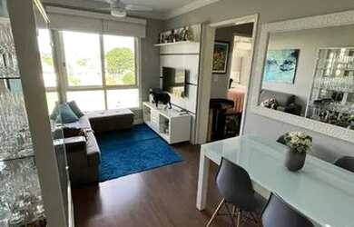 Imagem: O apartamento possui 2 Dormitórios, 1 Banheiro, 1 Vaga na garagem