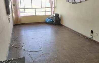 Imagem: O apartamento possui 3 Dormitórios, 1 Banheiro, 1 Vaga na garagem