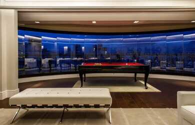 Imagem: O apartamento possui 4 Dormitórios, 5 Banheiros, 5 Vagas na