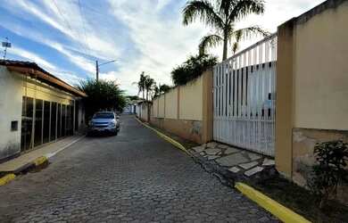 Imagem: A casa em condomínio possui 2 Dormitórios, 2 Banheiros, 4