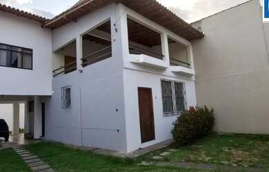 Imagem: A casa possui 4 Dormitórios, 3 Banheiros, 4 Vagas na garagem