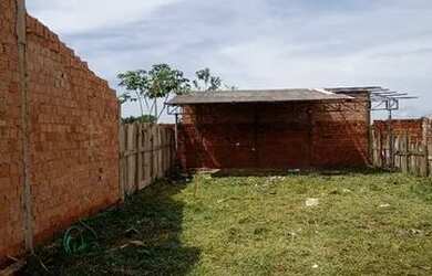 Imagem: O terreno possui 10.250m² de Área e está localizado em Socialista