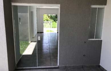 Imagem 15: Casas na praia de Matinhos, Balneario Rivieira - PR 400 m do mar