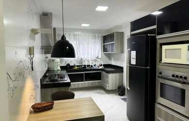 Imagem 8: Oportunidade imperdível de adquirir ou alugar uma casa triplex com 400m²,...