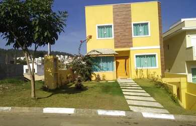 Imagem 6: Sobrado para aluguel e venda tem 380 metros quadrados com 4 quartos