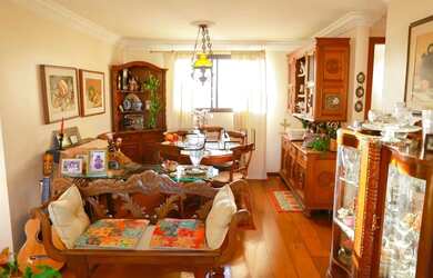 Imagem: O apartamento possui 4 Dormitórios, 2 Banheiros, 3 Vagas na