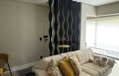 Imagem: O apartamento possui 4 Dormitórios, 2 Banheiros, 2 Vagas na