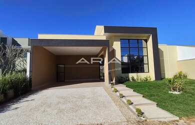 Imagem: A casa em condomínio possui 3 Dormitórios, 1 Banheiro, 2 Vagas