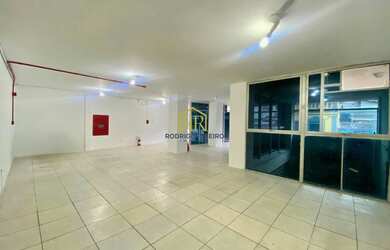 Imagem: O depósito possui 84m² de Área e está localizado em Centro