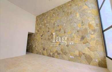 Imagem: A casa em condomínio possui 3 Dormitórios, 4 Banheiros, 4