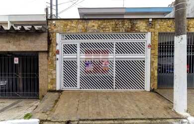 Imagem: A casa possui 2 Dormitórios, 3 Banheiros, 2 Vagas na garagem